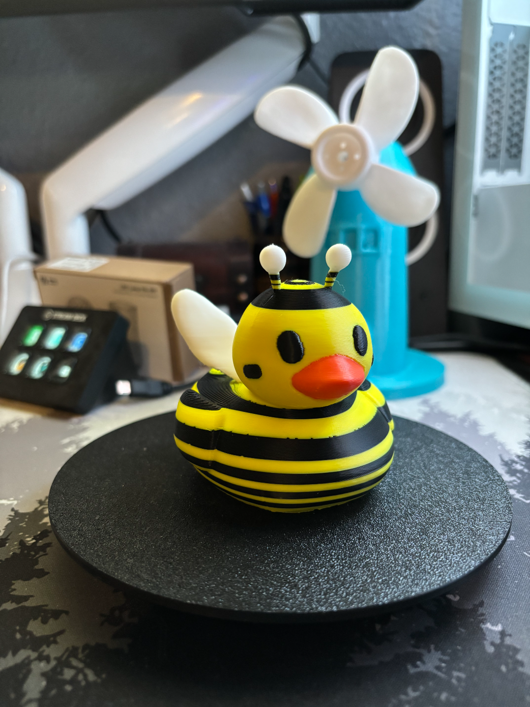Bee Duck