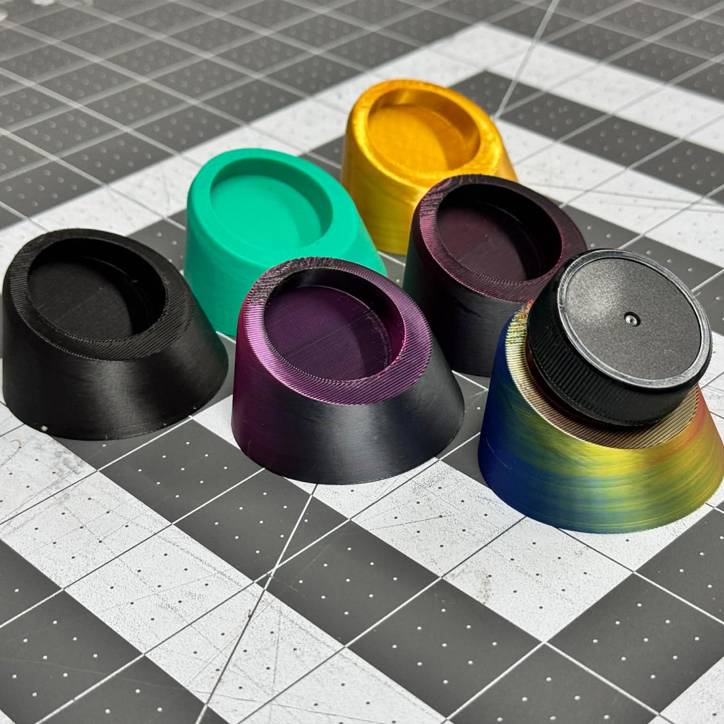 Angled Ink Jar Holder for Calligraphy & Dip Pens